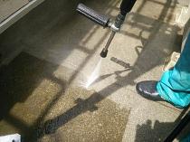横浜市戸塚区I様邸外壁塗装前ベランダ高圧洗浄
