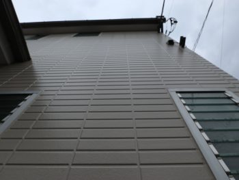 横浜市南区F様邸ダイヤモンドコート外壁塗装後3年点検画像