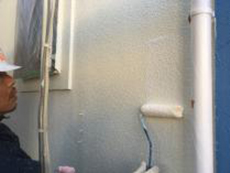 横浜市金沢区T様邸ダイヤモンドコート外壁塗装UVプロテクトクリヤー施工中