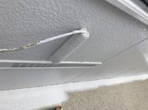 横浜市戸塚区I様邸軒天塗り替え中