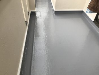 横浜市戸塚区M様邸ベランダFRP防水保護塗装完了