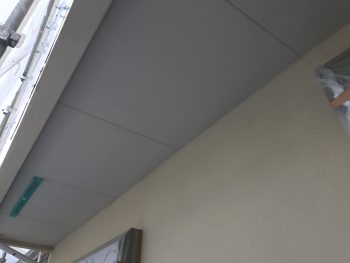 横浜市戸塚区M様邸軒天塗装前