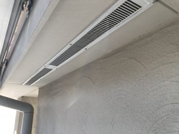 横浜市戸塚区M様邸軒天換気口塗装前