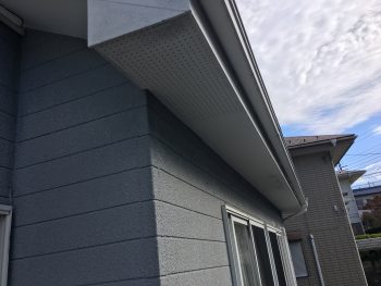 横浜市栄区O様邸軒天塗り替え前