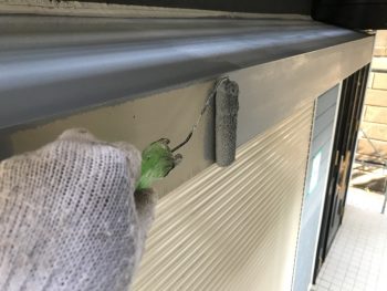 横浜市栄区O様邸シャッターボックス塗り替え施工事例画像