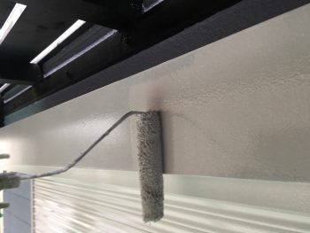 横浜市栄区O様邸シャッターボックス塗り替え施工事例画像