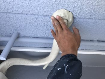 横浜市栄区O様邸インディフレッシュセラ外壁塗装施工後サービス作業