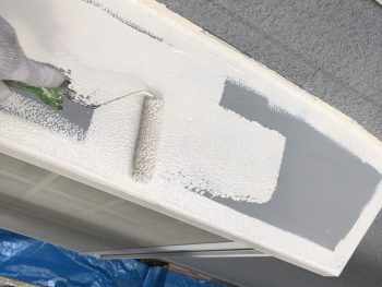 横浜市栄区O様邸出窓天端塗装施工事例