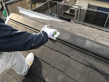 横浜市栄区O様邸屋根棟板金塗装施工事例画像