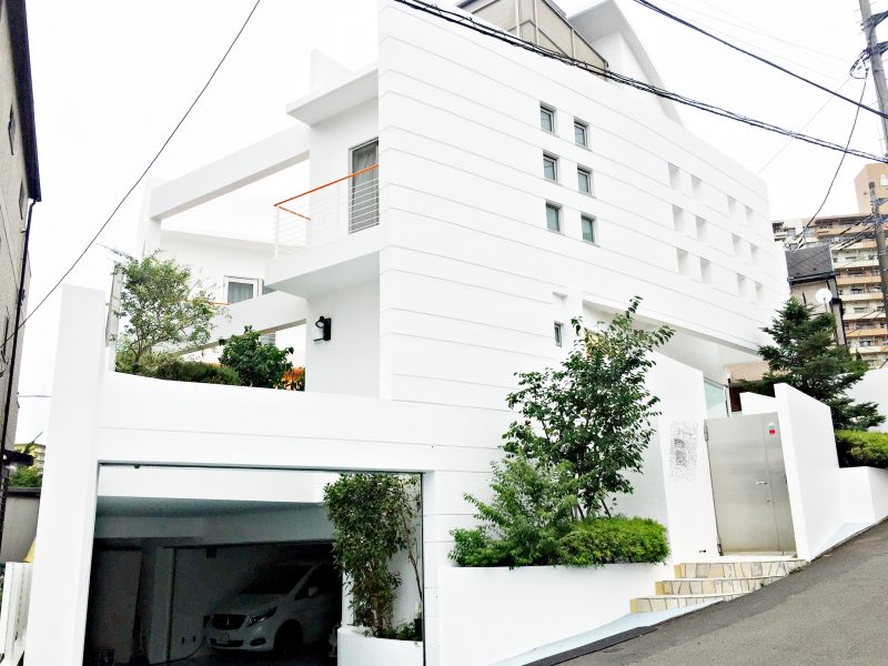 横浜市旭区A様邸パーフェクトセラミックトップ外壁塗装施工後画像