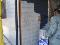 横浜市戸塚区H様邸外壁上塗り１回目