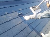 横浜市戸塚区I様邸屋根上塗り2回目