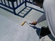 横浜市栄区S様邸ベランダ防水プライマー