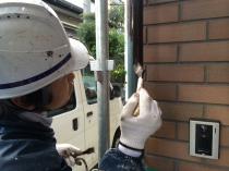横浜市神奈川区H様邸雨樋塗装上塗り１回目