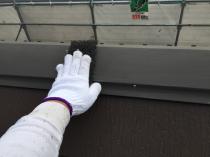 横浜市保土ヶ谷区M様邸屋根棟板金塗り替え前ケレン作業