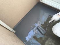 横浜市戸塚区P様邸ベランダ防水施工中