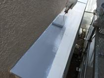 横浜市戸塚区P様邸霧除け庇錆止め塗装中