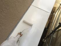 横浜市戸塚区P様邸霧除け庇塗装中