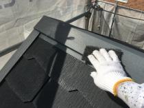 横浜市栄区K様邸サーモアイ4F屋根塗装前ケレン作業