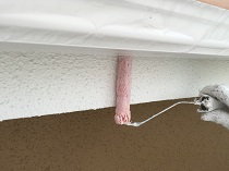 横浜市戸塚区K様邸破風塗装ダイヤモンドコート施工中