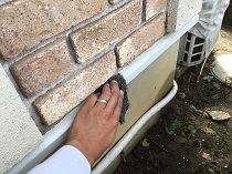 横浜市戸塚区K様邸付帯部塗装ファイン４Fセラミック施工前ケレン作業