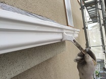 横浜市戸塚区K様邸雨樋塗装施工中