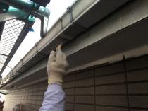 横浜市保土ヶ谷区F様邸軒樋上塗り１回目　