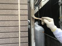 横浜市保土ヶ谷区F様邸竪樋上塗り１回目　