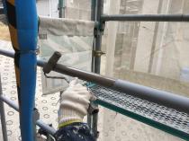 横浜市保土ヶ谷区F様邸手摺上塗り１回目　