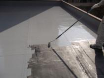 横浜市南区Fビル屋上防水工事上塗り１回目　