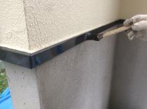 横浜市港南区Y様邸水切り塗替え上塗り２回目