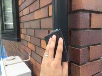 横浜市港南区Y様邸雨樋塗替え前ケレン作業