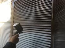 横浜市戸塚区A様邸雨戸上塗り1回目