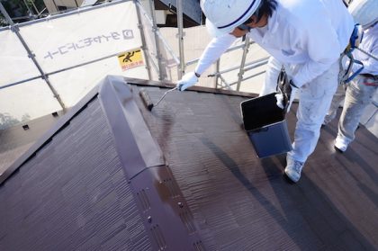 屋根遮熱塗装作業