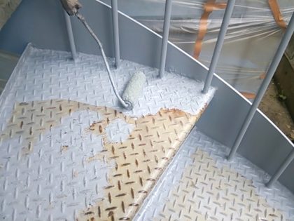 鉄骨階段錆止め