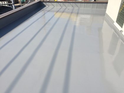 防水塗装が完了した屋上