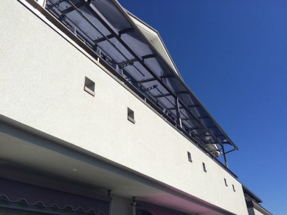 外壁塗装前モルタル外壁の住宅