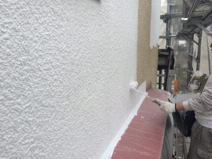 外壁塗装上塗り2回目