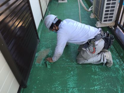 防水塗装アセトン拭き作業