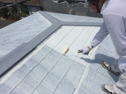 屋根下塗り