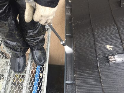 外壁リフォーム高圧洗浄作業