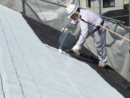 屋根塗装下塗り1回目