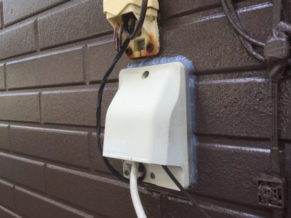 シーリング細部仕上げ