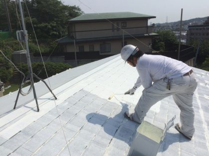 屋根塗装下塗り2回目