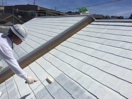 屋根塗装下塗り