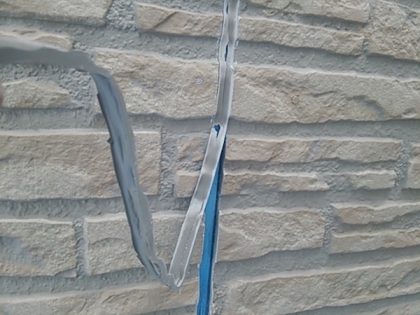 既存シーリング撤去作業