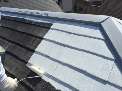 屋根下塗り作業