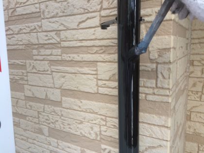 雨樋上塗り1回目