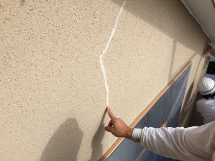 外壁クラック補修