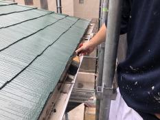 横浜市港南区I様邸屋根塗り替え後清掃作業